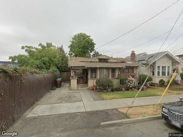 House image located at Oakland, CA 94621