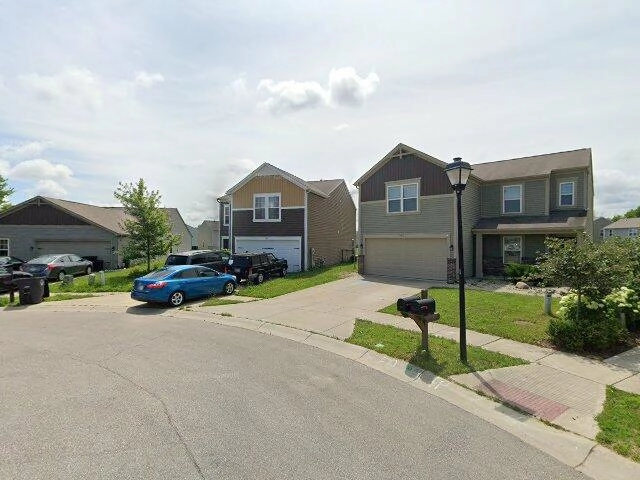 House image located at Shelbyville, IN 46176