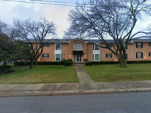 House image located at Dallas, TX 75206