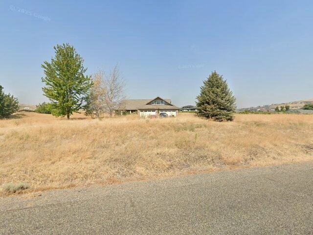 House image located at Kennewick, WA 99338