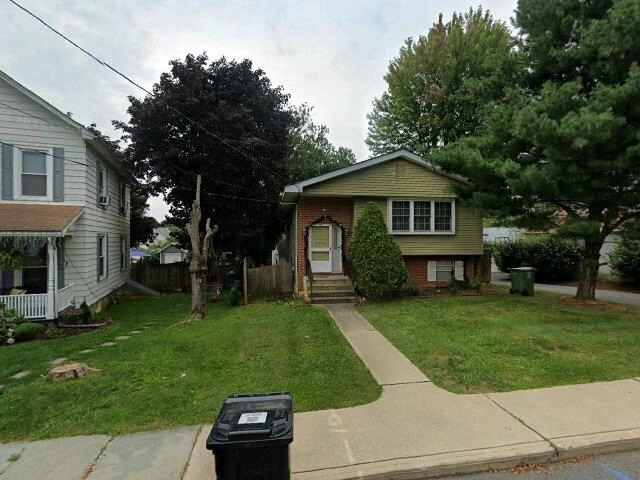 House image located at Washington, NJ 07882