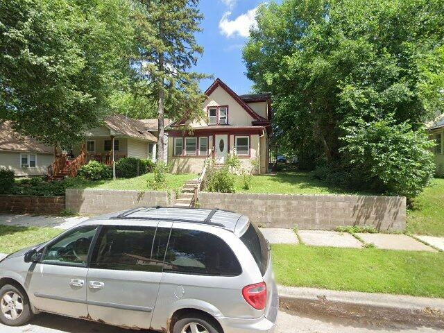 House image located at Minneapolis, MN 55412