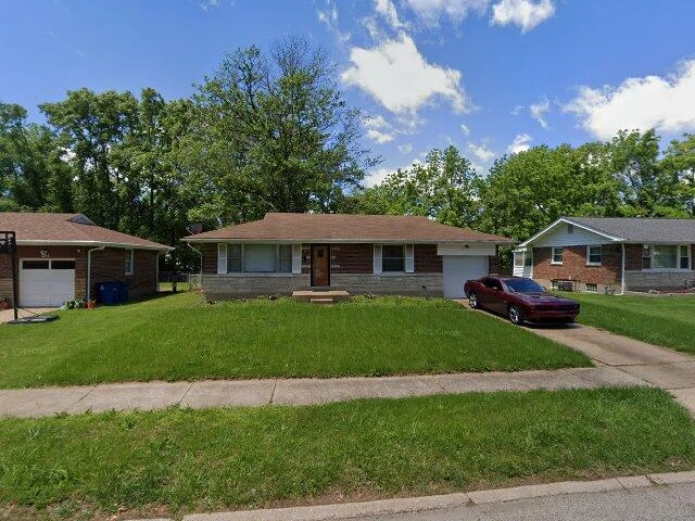 House image located at Saint Louis, MO 63135