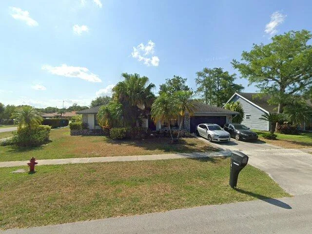House image located at Wellington, FL 33414