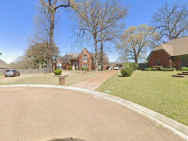 House image located at Memphis, TN 38125