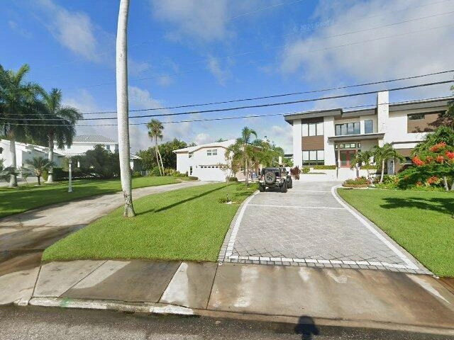 House image located at Saint Petersburg, FL 33703