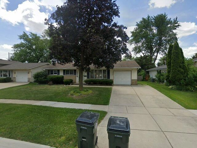 House image located at Elk Grove Village, IL 60007