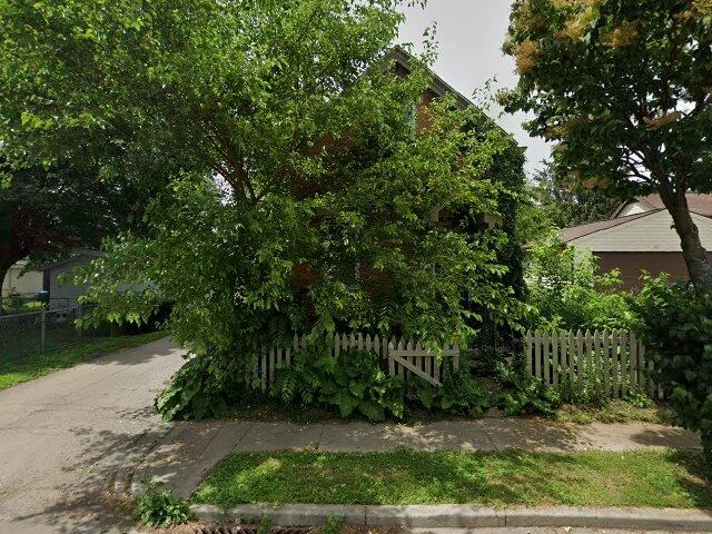 House image located at Cincinnati, OH 45216