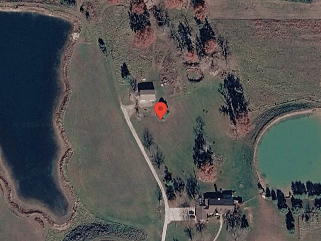 House image located at Stoutsville, MO 65283