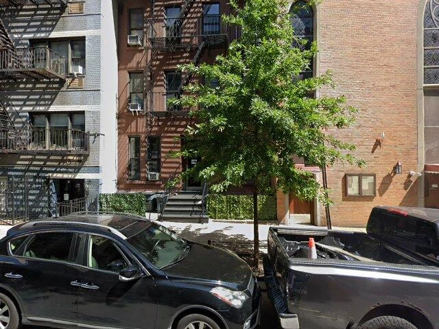 House image located at New York, NY 10028