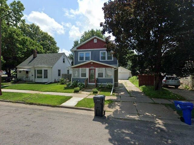 House image located at Saint Paul, MN 55119