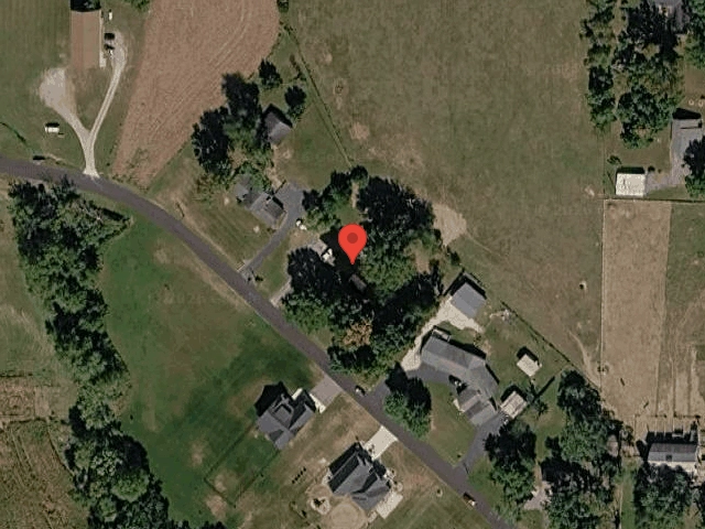 House image located at Salem, IN 47167