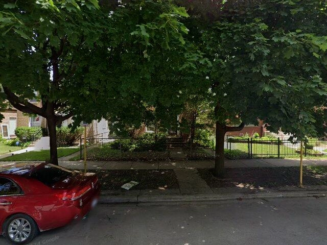 House image located at Chicago, IL 60628