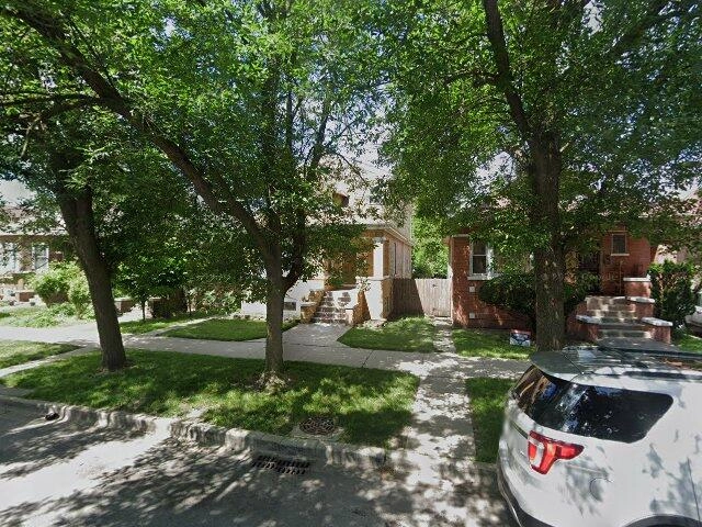 House image located at Chicago, IL 60617
