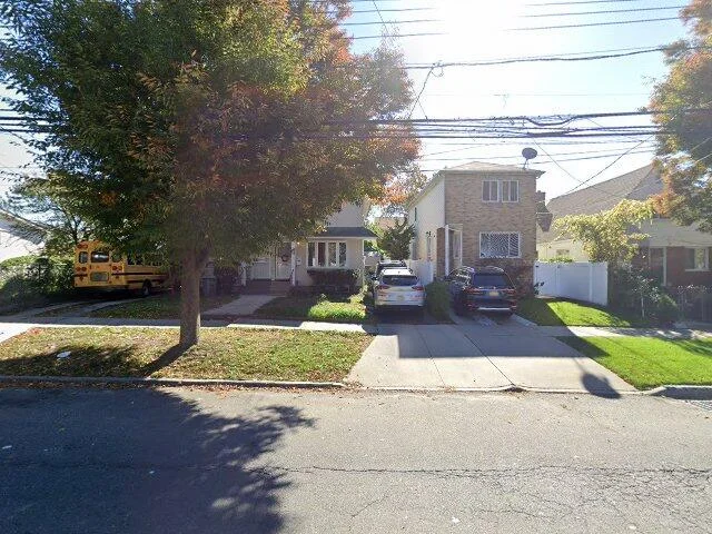 House image located at Saint Albans, NY 11412