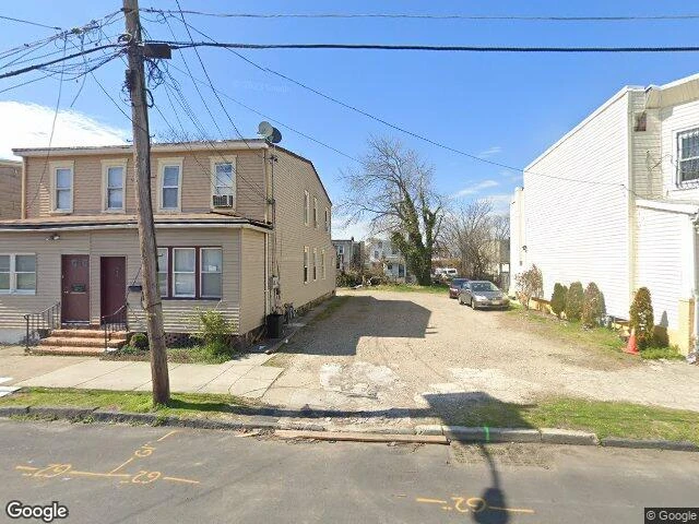 House image located at Camden, NJ 08105