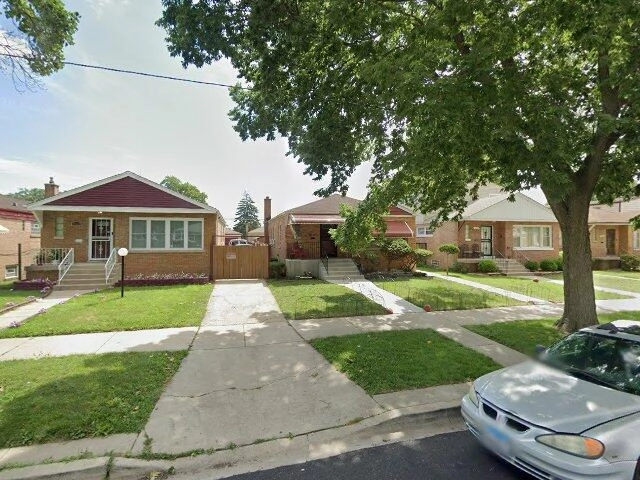 House image located at Chicago, IL 60628