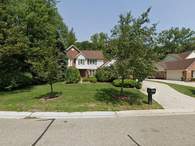 House image located at Canton, MI 48188