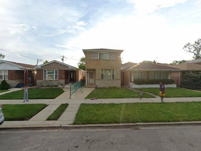 House image located at Chicago, IL 60620