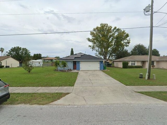 House image located at Dundee, FL 33838