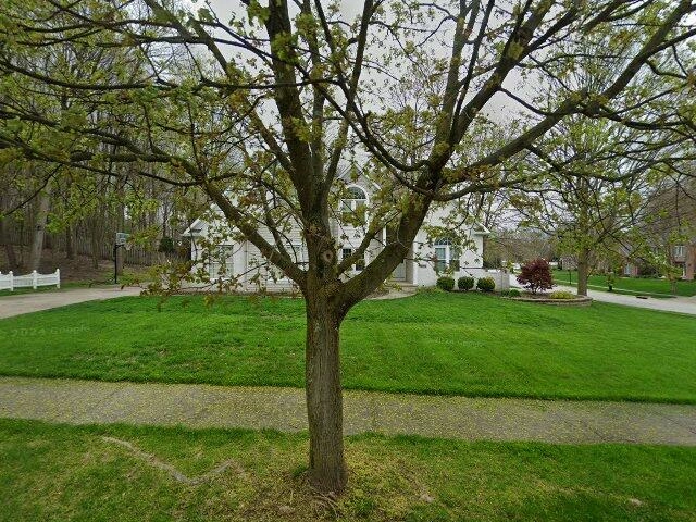 House image located at Cuyahoga Falls, OH 44223