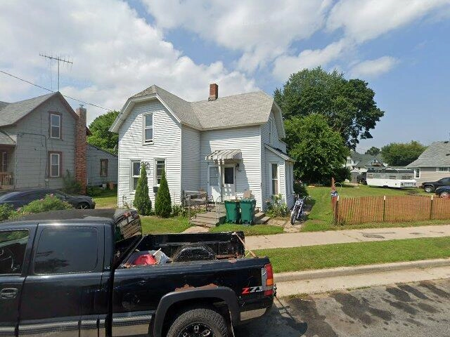 House image located at Marinette, WI 54143