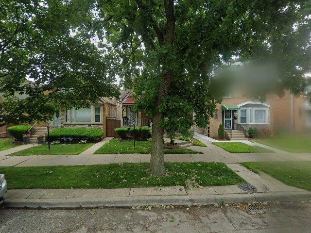 House image located at Chicago, IL 60628