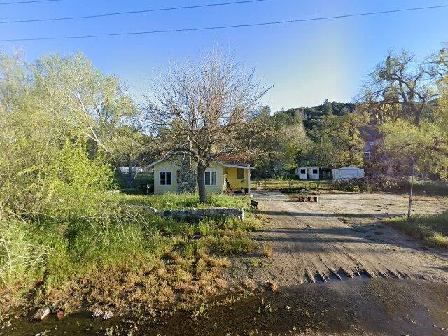 House image located at Lake Hughes, CA 93532