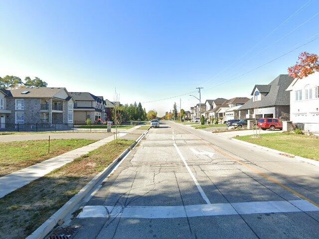 House image located at Highland, MI 48356