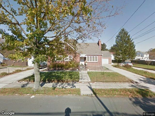 House image located at Lindenhurst, NY 11757