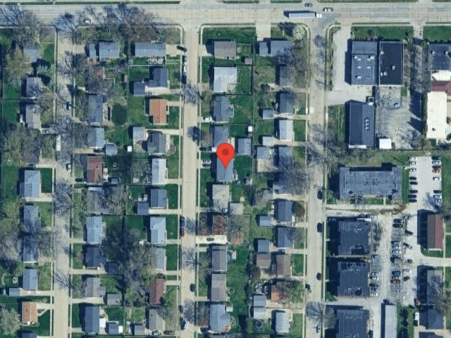 House image located at Davenport, IA 52804
