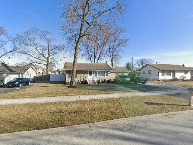 House image located at Burbank, IL 60459