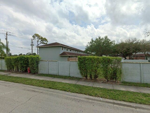 House image located at West Palm Beach, FL 33406