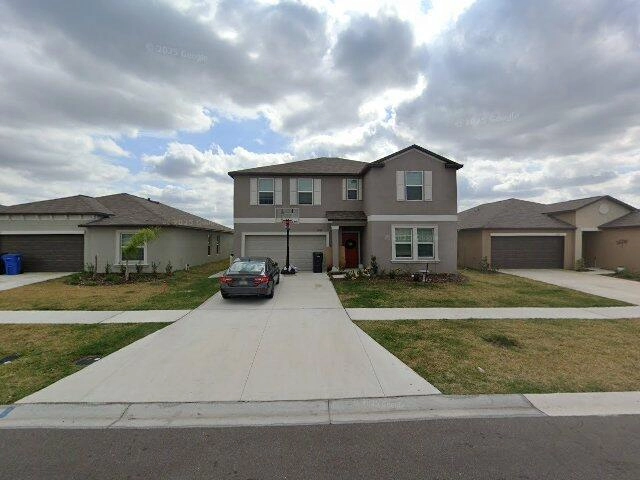 House image located at Wimauma, FL 33598