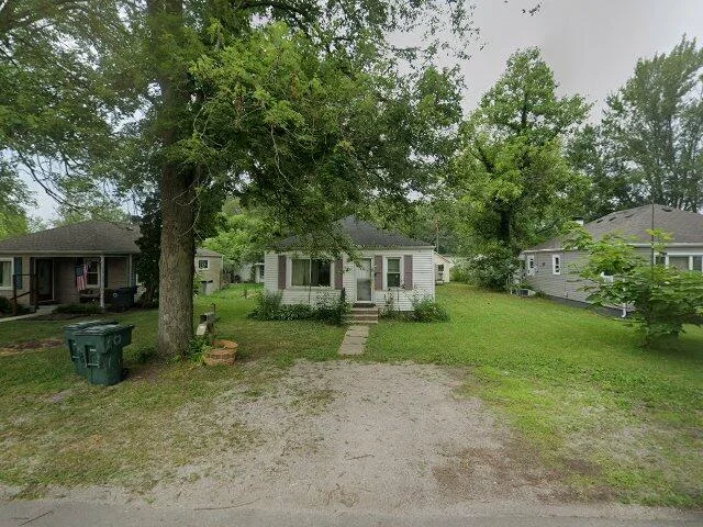 House image located at Muncie, IN 47304