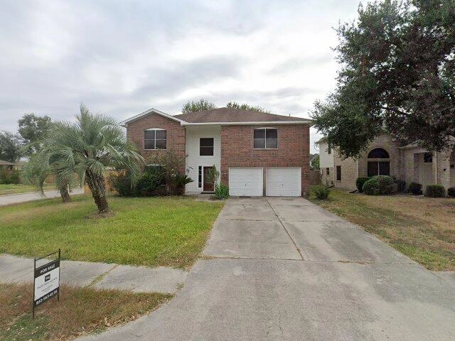 House image located at Houston, TX 77014