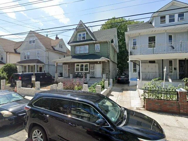 House image located at Richmond Hill, NY 11418