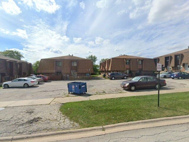 House image located at Alsip, IL 60803