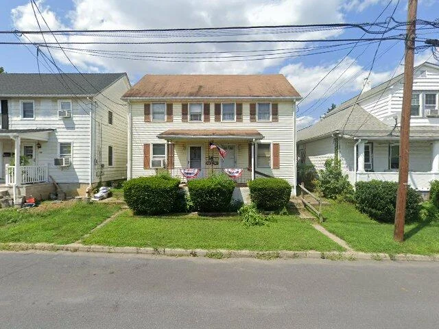 House image located at Phillipsburg, NJ 08865