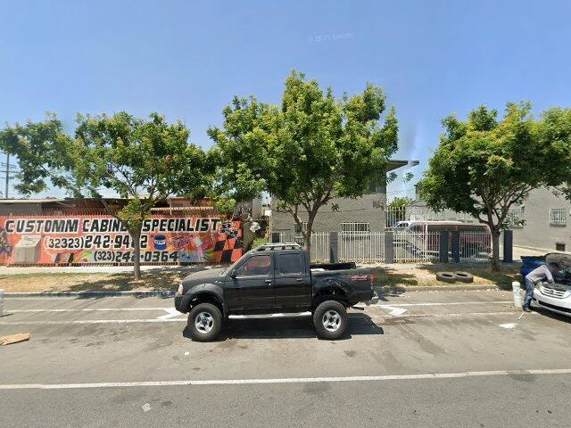 House image located at Saint Louis, MO 63125