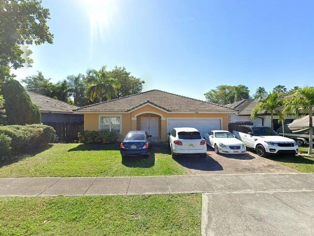 House image located at Miami, FL 33196