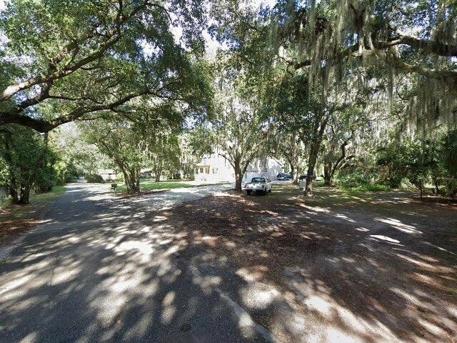 House image located at Lithia, FL 33547