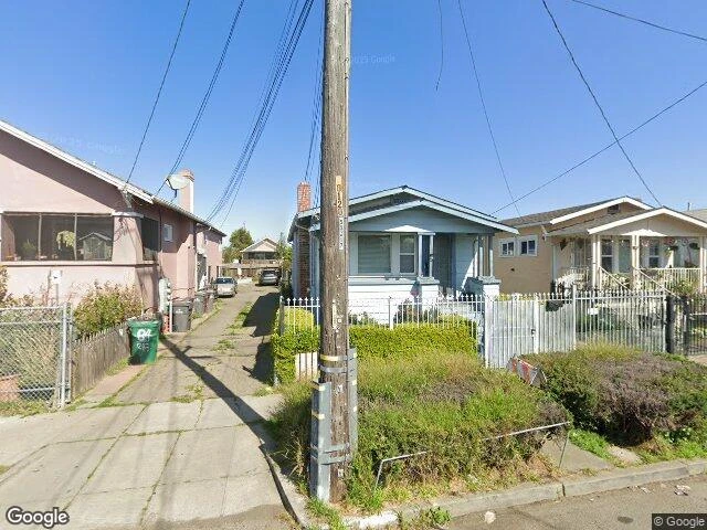 House image located at Oakland, CA 94621