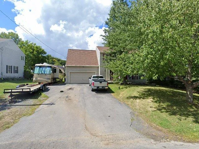 House image located at Baldwinsville, NY 13027