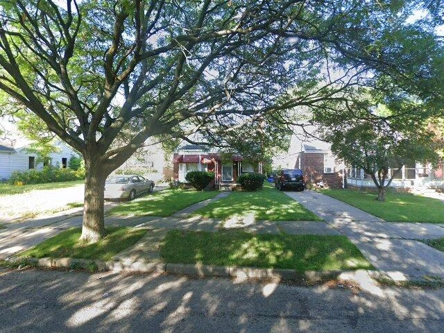 House image located at Detroit, MI 48205