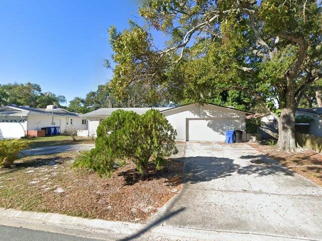 House image located at Saint Petersburg, FL 33712