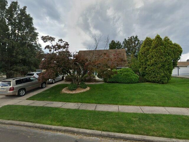 House image located at Levittown, PA 19054