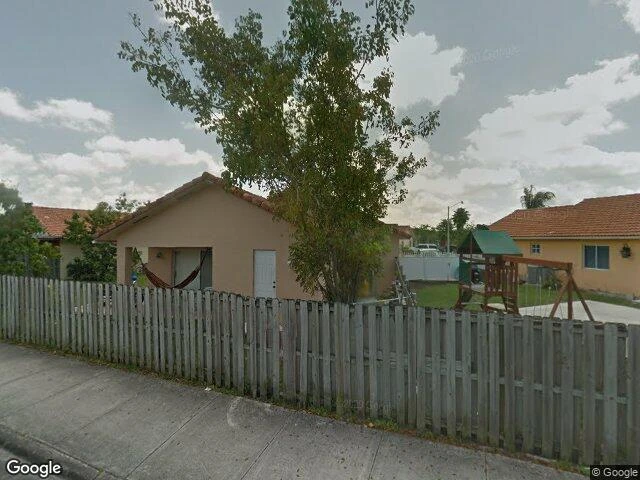 House image located at Miami, FL 33196