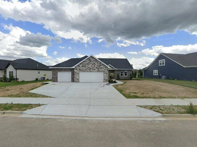 House image located at Troy, OH 45373