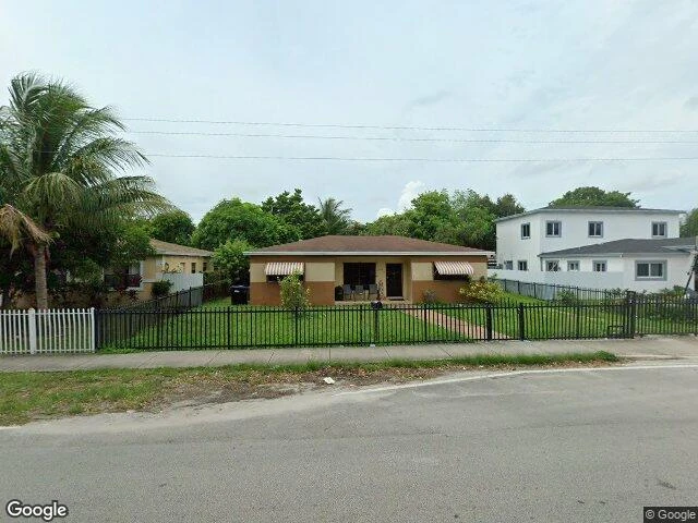 House image located at Miami, FL 33162